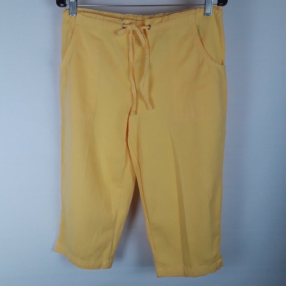 2 PC Liz Claiborne Top & Erika Capris - Picture 7 of 12